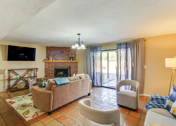 Main House + Casita: Peaceful Retreat!
