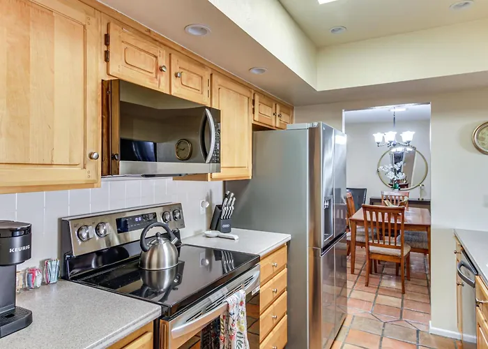 Main House + Casita: Peaceful Retreat! *