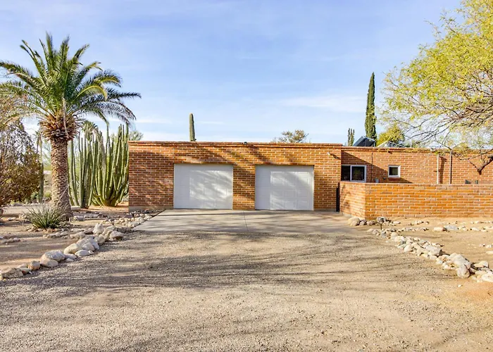 Сasa de vacaciones Main House + Casita: Peaceful Retreat! Tucson