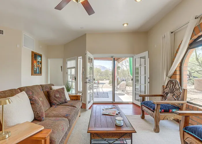 Main House + Casita: Peaceful Retreat! * Tucson